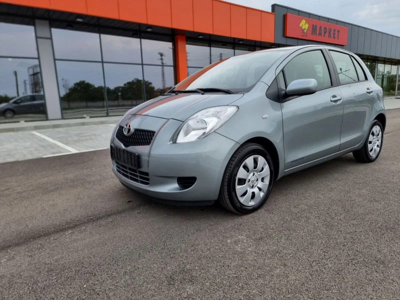 Toyota Yaris 1.3, снимка 3 - Автомобили и джипове - 48213801