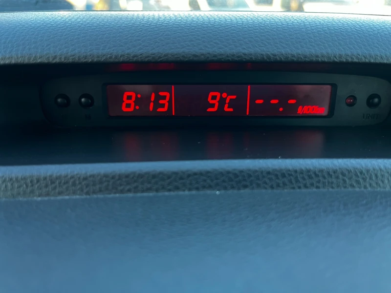 Suzuki Swift 1.3 GL, снимка 16 - Автомобили и джипове - 52827472