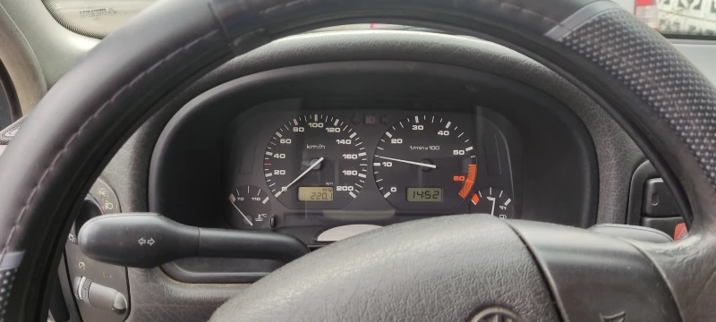 VW Polo 1600, снимка 15 - Автомобили и джипове - 53065978