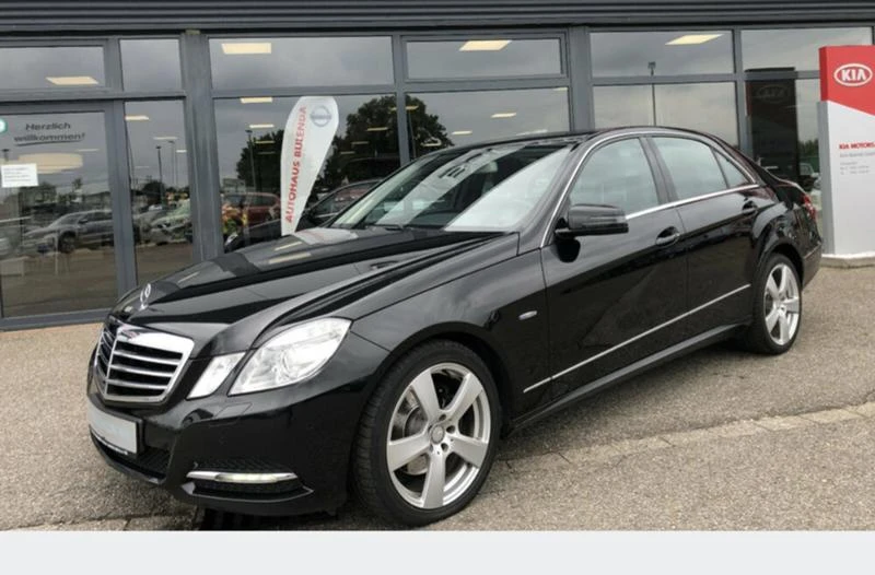 Mercedes-Benz E 350, снимка 10 - Автомобили и джипове - 38046935