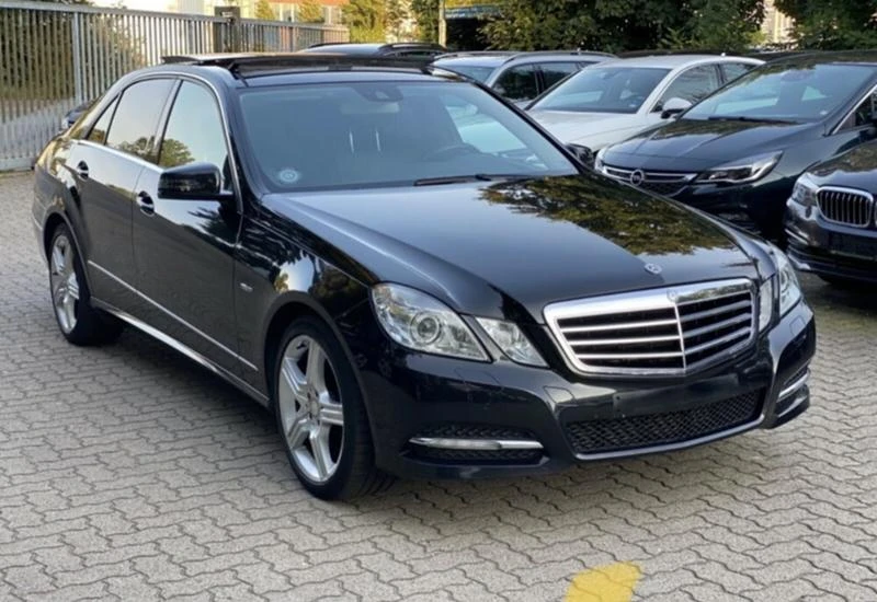 Mercedes-Benz E 350, снимка 5 - Автомобили и джипове - 48582733