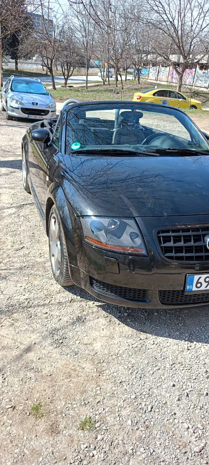 Audi Tt, снимка 1 - Автомобили и джипове - 49441780