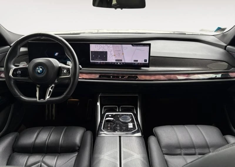BMW 750 e Plug-in Hybrid xDrive - изображение 7