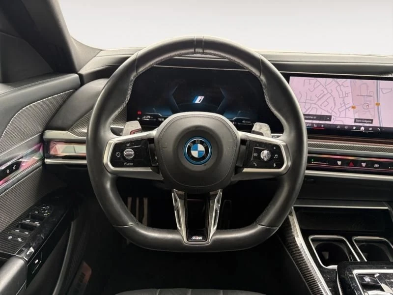 BMW 750 e Plug-in Hybrid xDrive - изображение 9