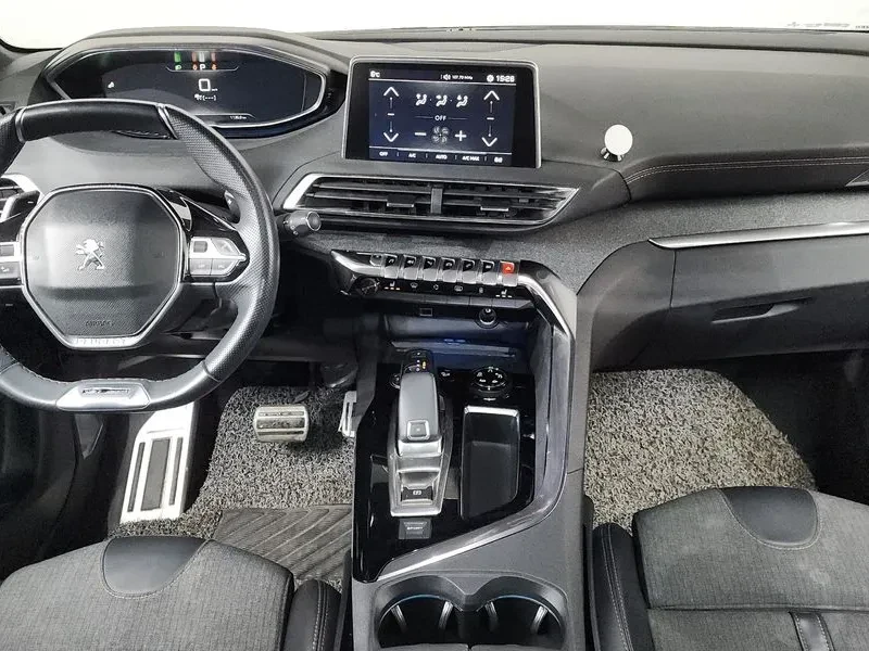 Peugeot 3008 1.6 BlueHDI, снимка 7 - Автомобили и джипове - 54298781