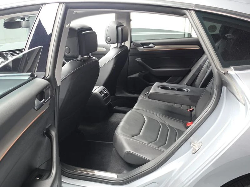VW Arteon 2.0 DFH Automatic, снимка 12 - Автомобили и джипове - 55729520