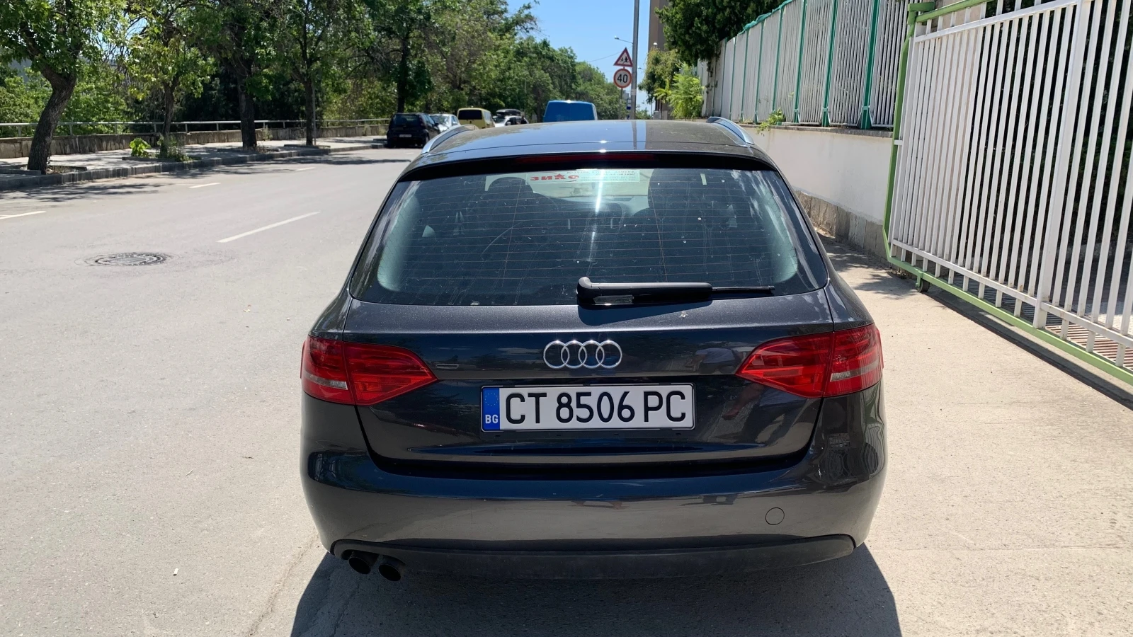 Audi A4 1.8 - изображение 2