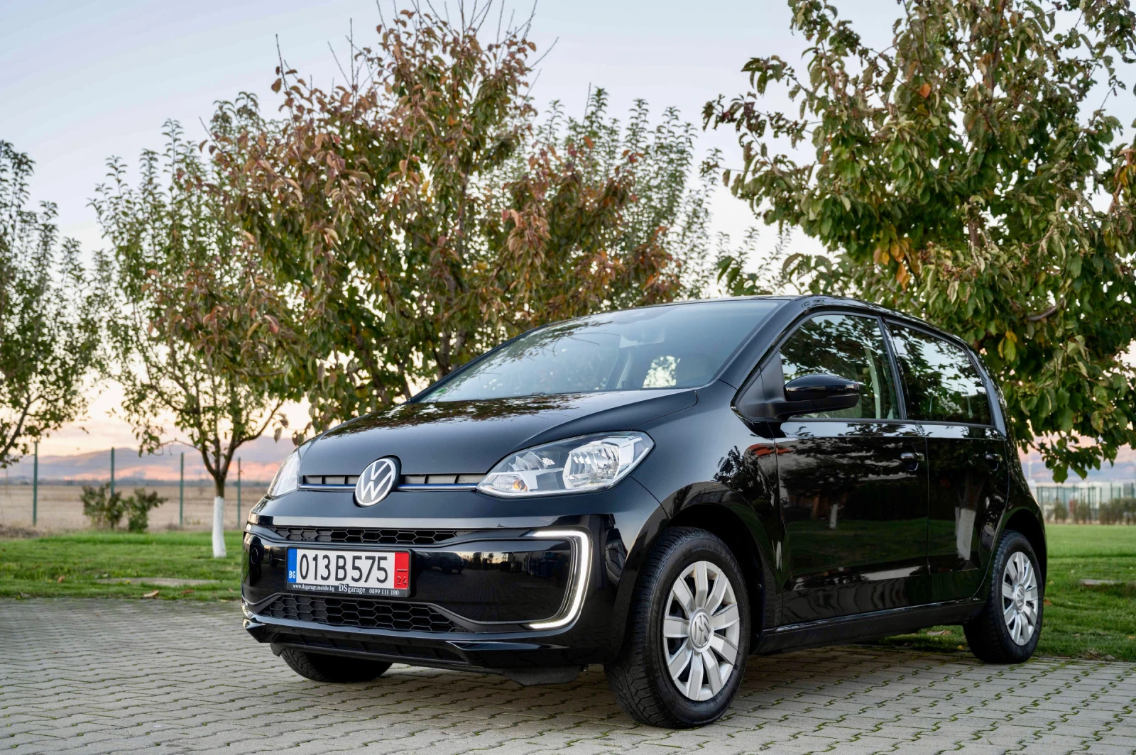 VW Up E-up* 36.8Kwh* КАМЕРА* Подгрев* Lineasist* Germany - изображение 9