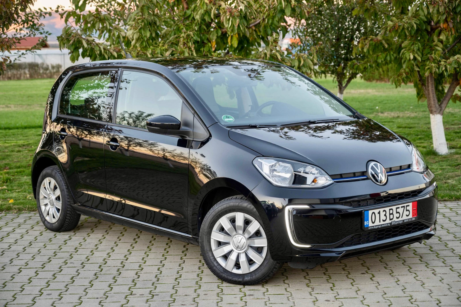 VW Up E-up* 36.8Kwh* КАМЕРА* Подгрев* Lineasist* Germany - изображение 3