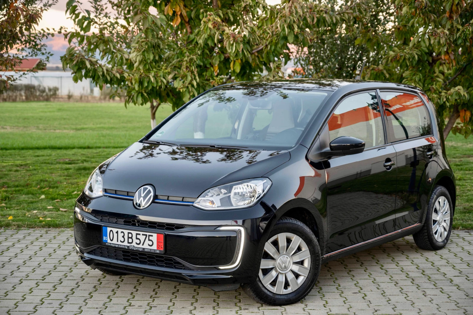 VW Up E-up* 36.8Kwh* КАМЕРА* Подгрев* Lineasist* Germany - изображение 2