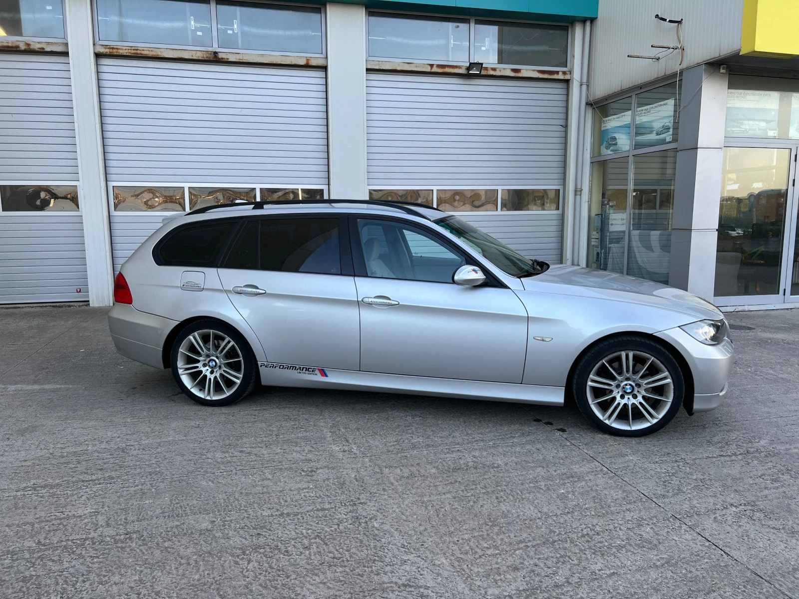 BMW 320 2.0d | Mobile.bg   13