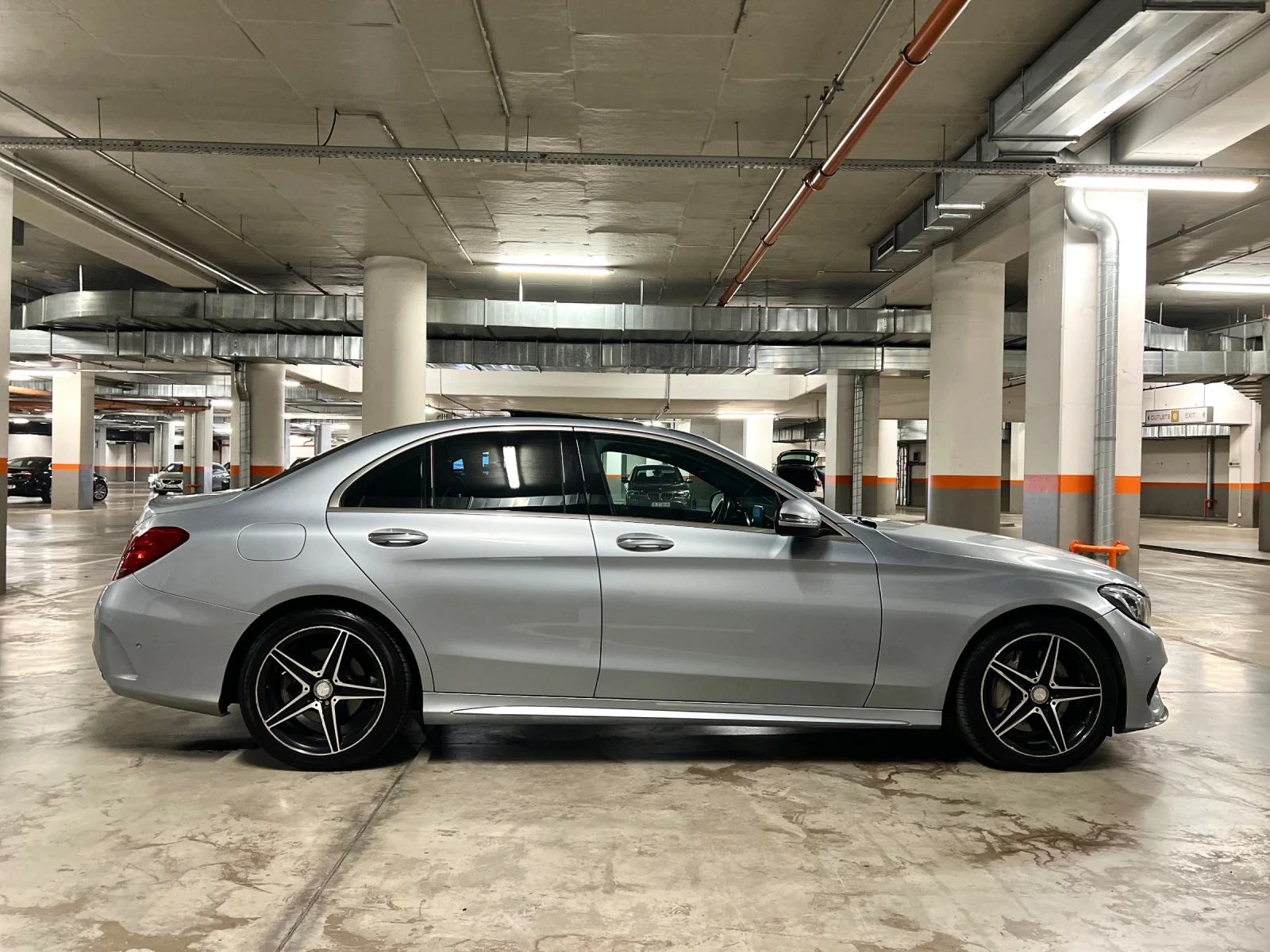 Mercedes-Benz C 300 4matic-AMG-лизинг през Уникредит  - изображение 6