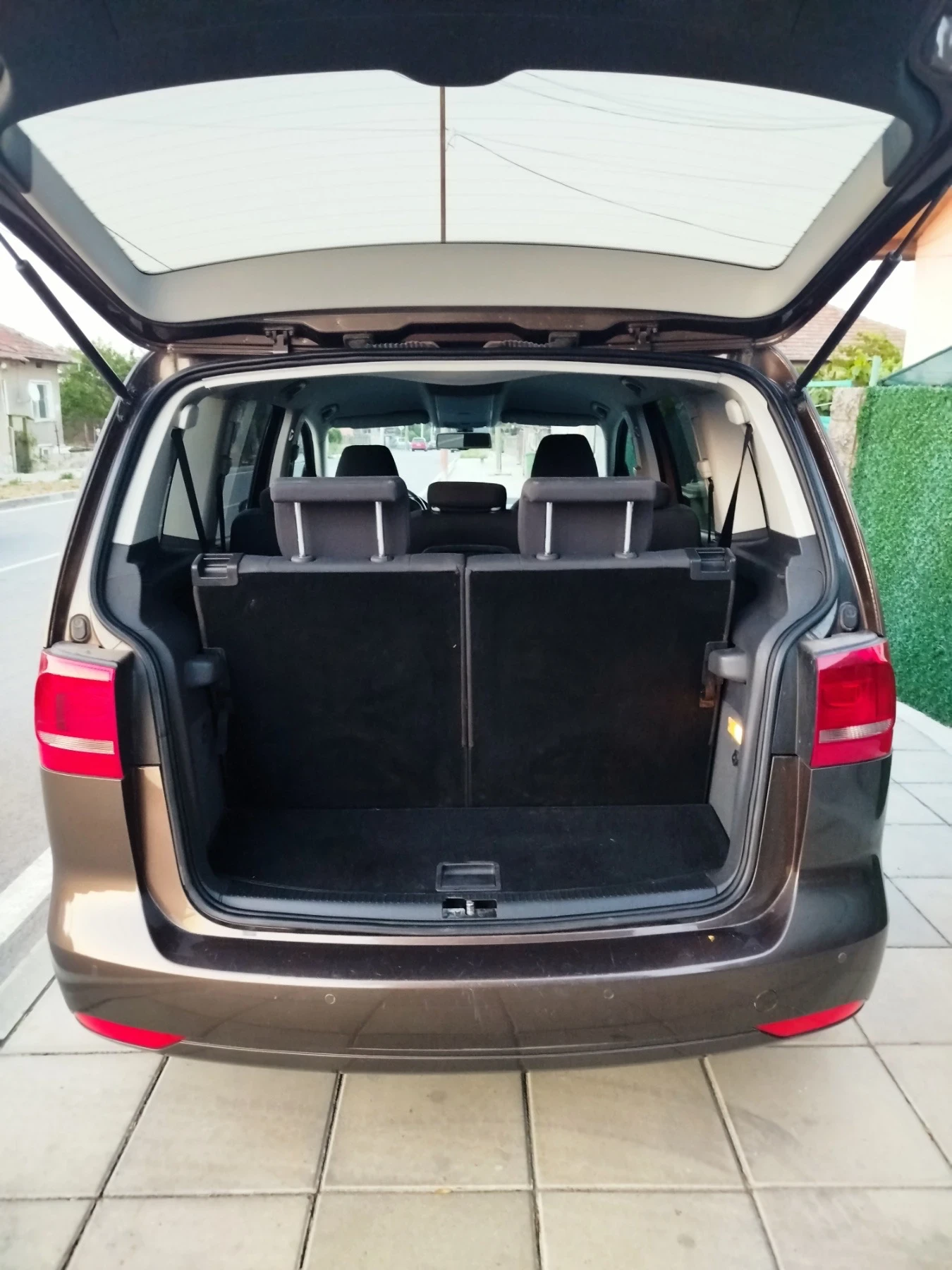 VW Touran 2.0 TDi 7 ����� | Mobile.bg � ����������� 8