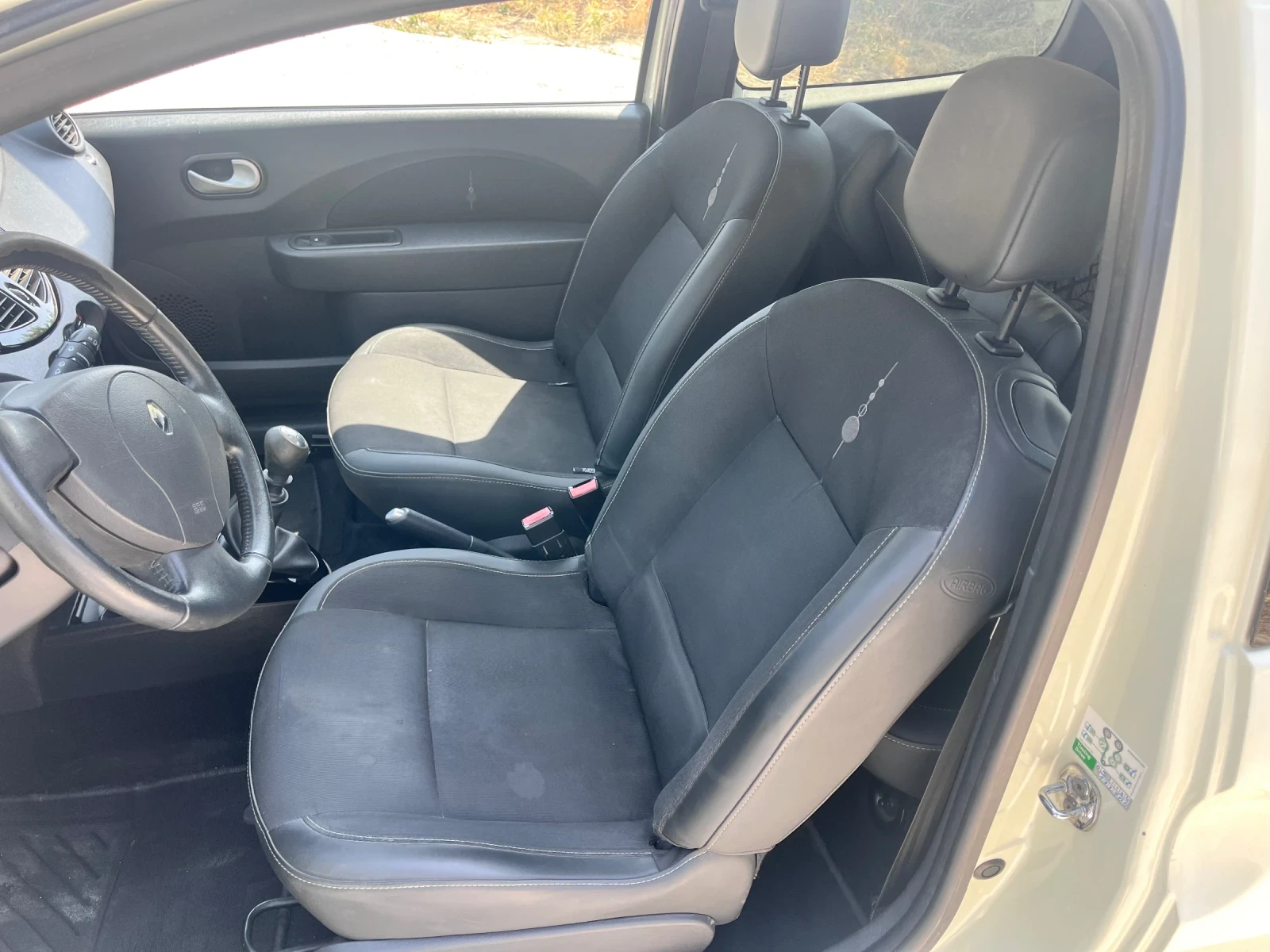 Renault Twingo 1.2 газ, снимка 9 - Автомобили и джипове - 53729990