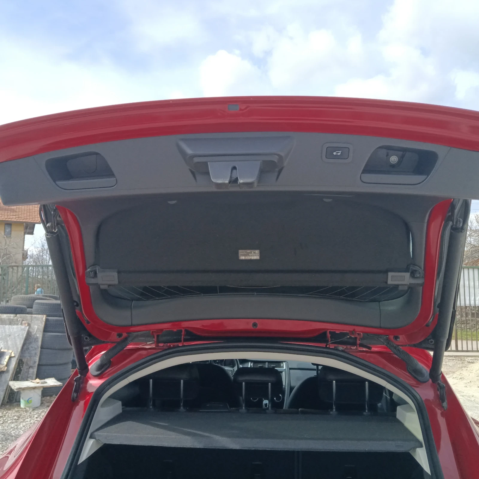 Jaguar E-pace 2.0D 4x4 150p.s., снимка 16 - Автомобили и джипове - 53984848