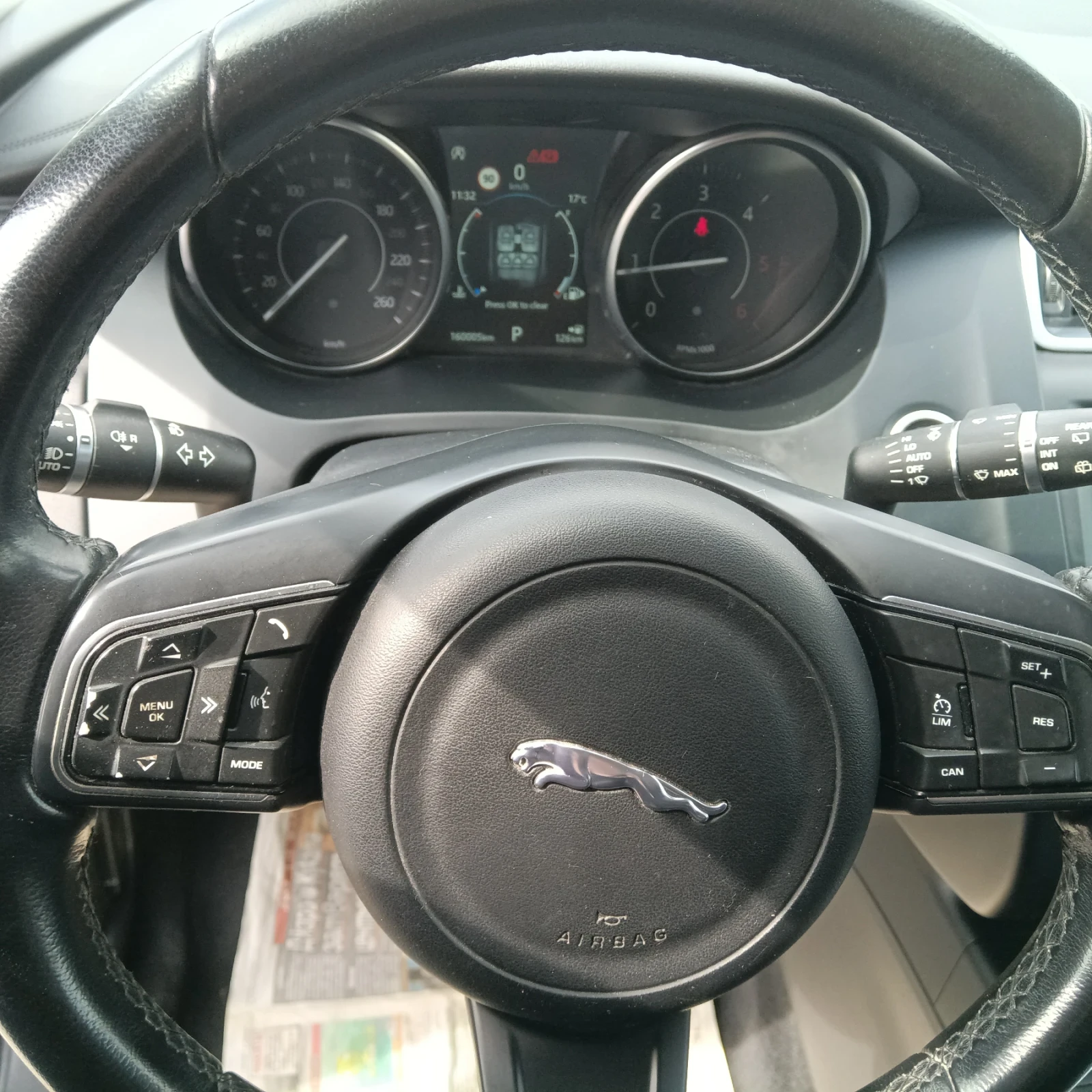 Jaguar E-pace 2.0D 4x4 150p.s., снимка 10 - Автомобили и джипове - 53984848