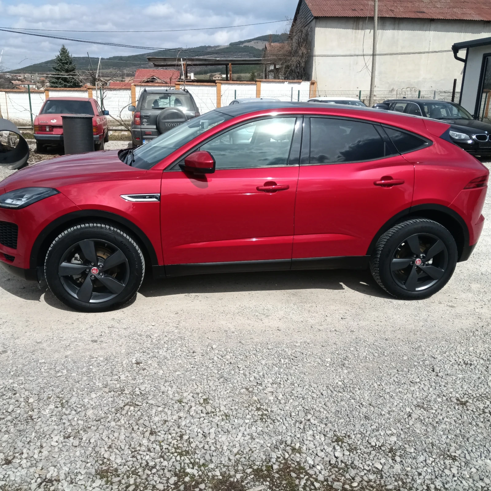 Jaguar E-pace 2.0D 4x4 150p.s., снимка 2 - Автомобили и джипове - 53984848