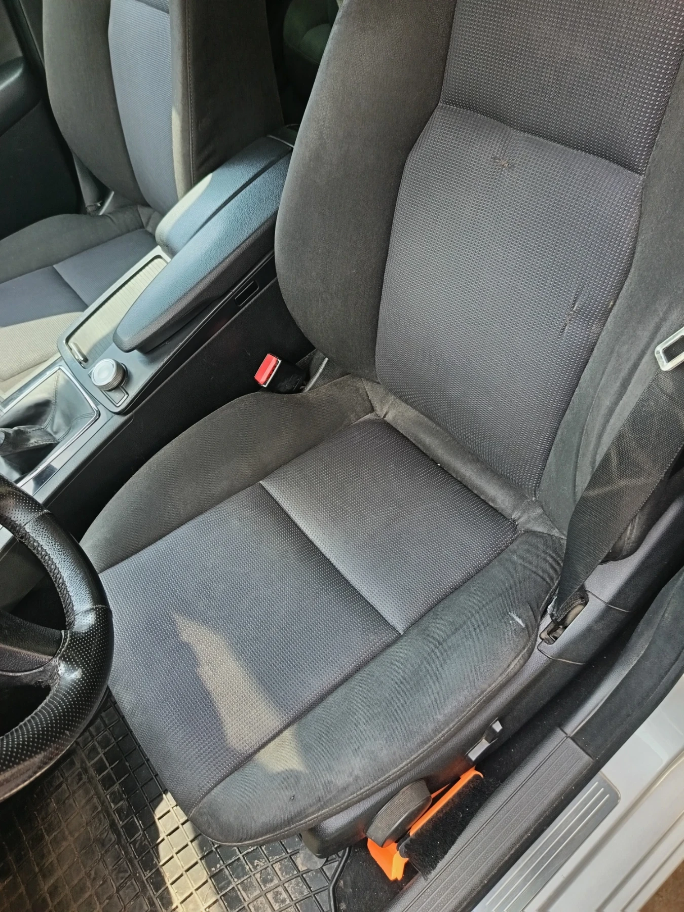 Mercedes-Benz C 200 2.2CDI, снимка 11 - Автомобили и джипове - 54059753