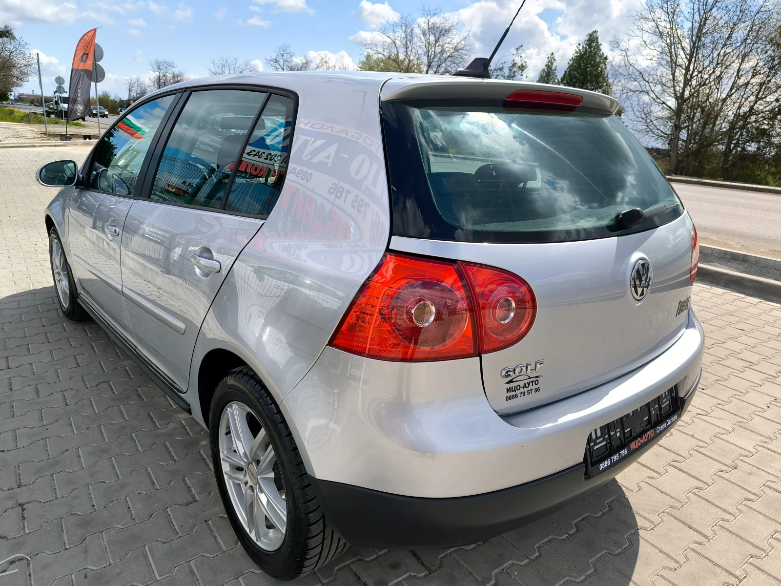 VW Golf 5-1, 9ТDi-105k.c.6скоости* КЛИМАТРОН* АВТОПИЛОТ, снимка 4 - Автомобили и джипове - 54158681