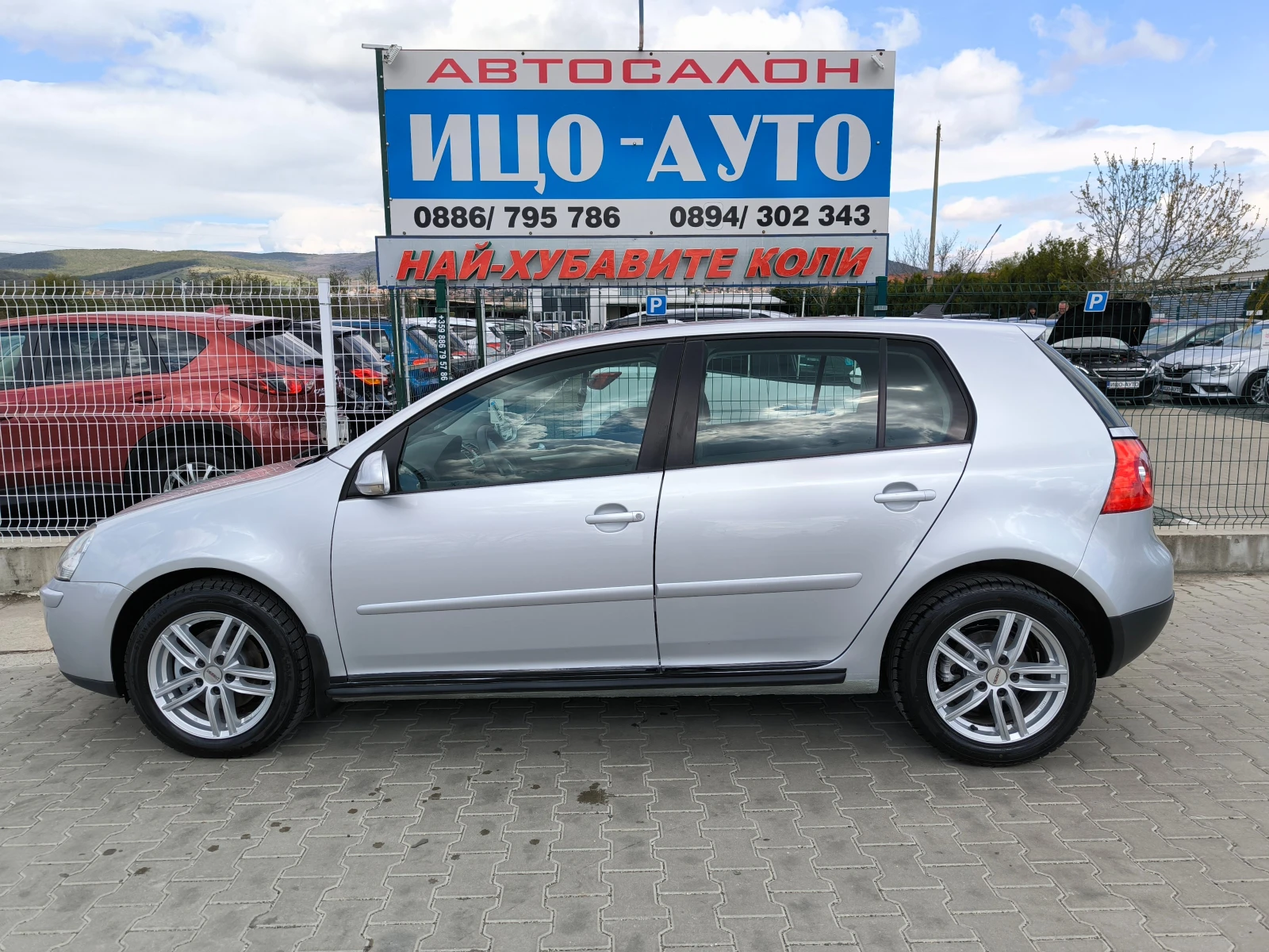 VW Golf 5-1, 9ТDi-105k.c.6скоости* КЛИМАТРОН* АВТОПИЛОТ, снимка 3 - Автомобили и джипове - 54158681