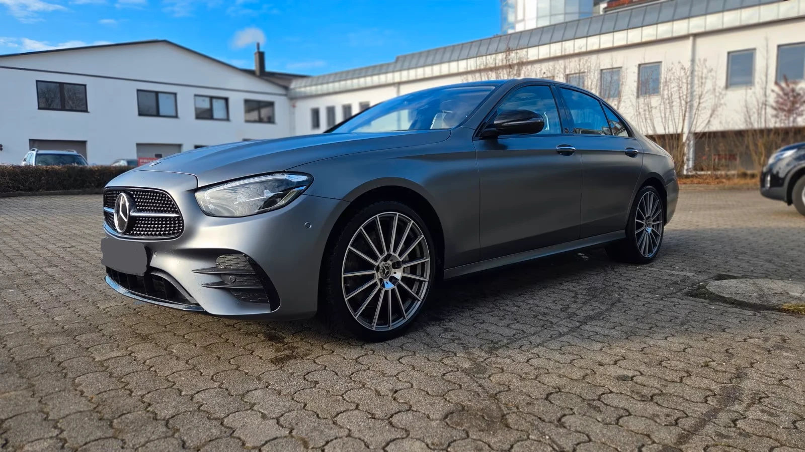 Mercedes-Benz E 400 d AMG 4-Matic , снимка 3 - Автомобили и джипове - 54384239