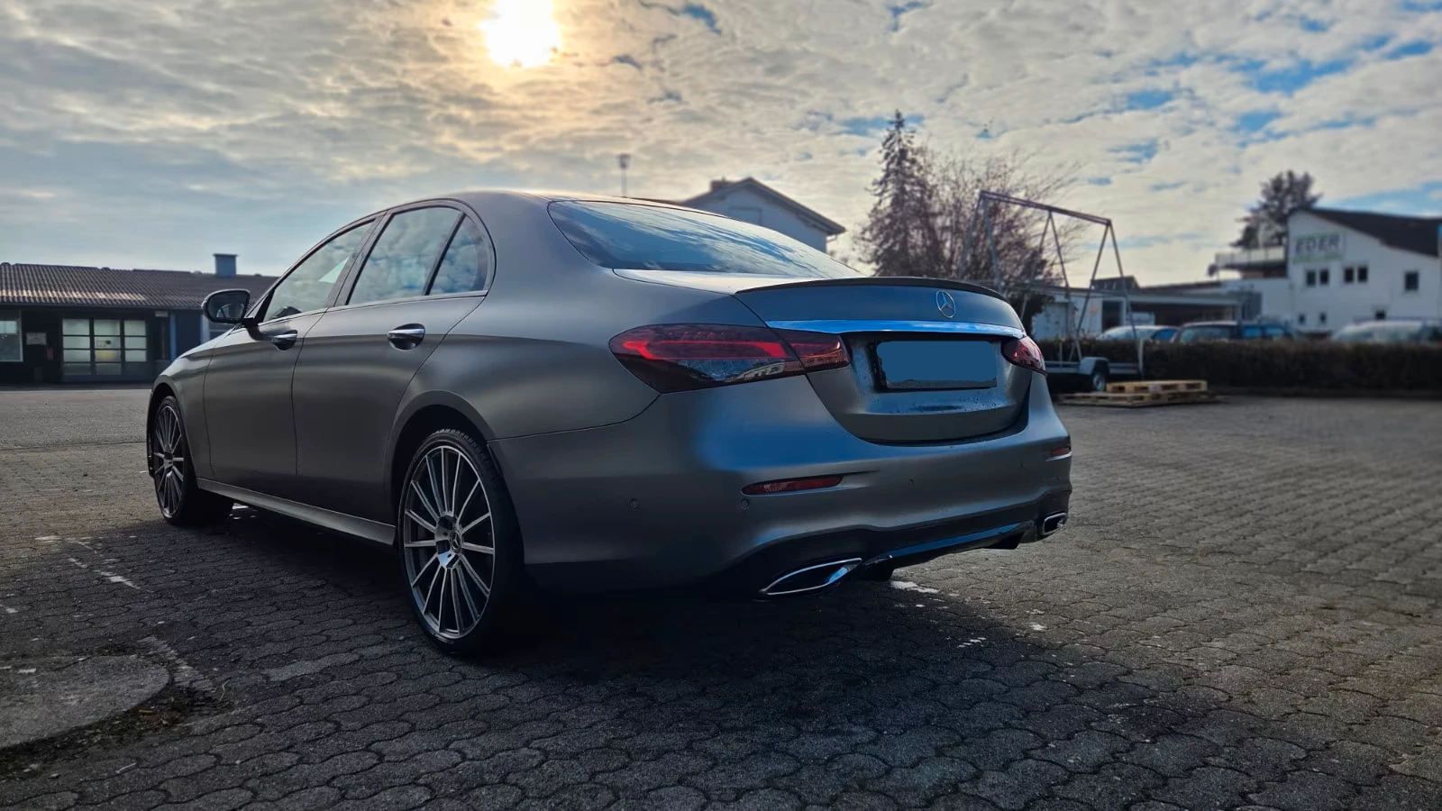 Mercedes-Benz E 400 d AMG 4-Matic , снимка 6 - Автомобили и джипове - 54384239