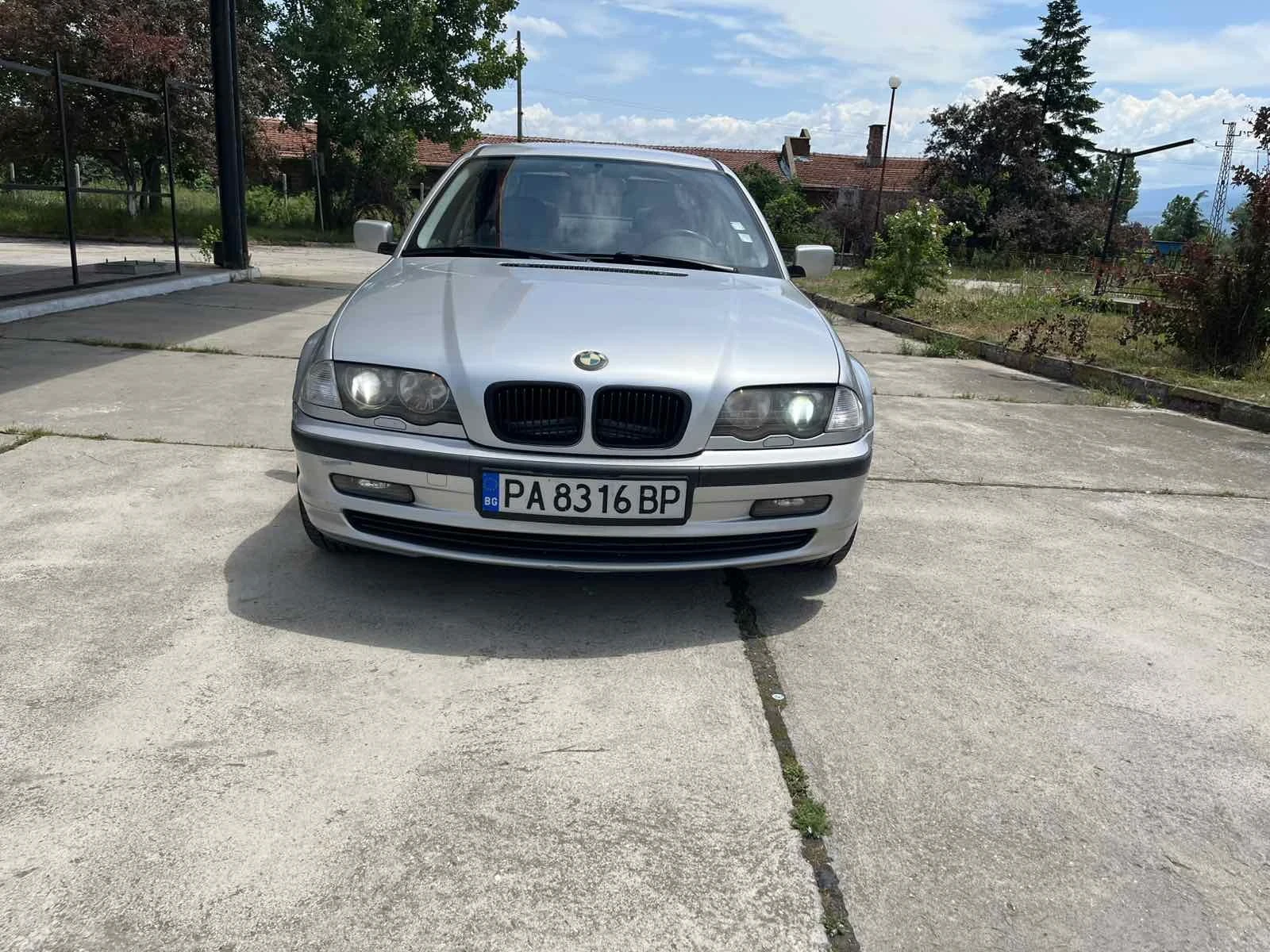 BMW 318, снимка 2 - Автомобили и джипове - 54663855