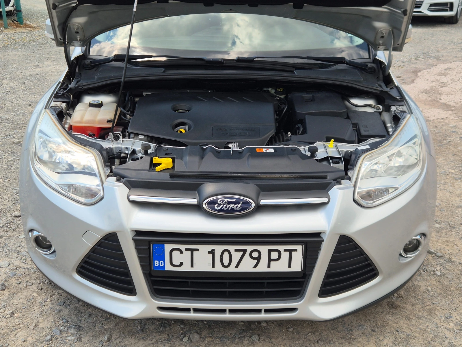 Ford Focus 1.6TDCI 115кс, снимка 15 - Автомобили и джипове - 54678996