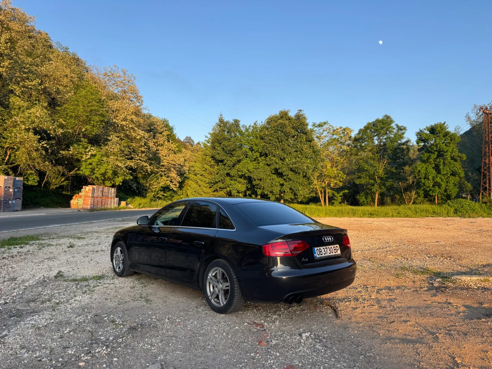 Audi A4 1.8 TFSI, снимка 3 - Автомобили и джипове - 54693539