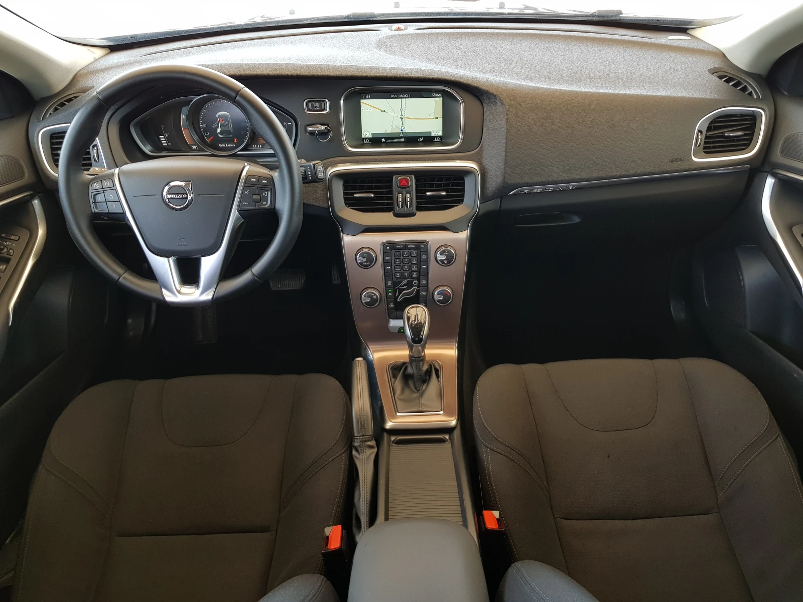 Volvo V40 Cross Country 2.0 D-120 �.�. ���������  FACELIFT /12/2016�.  | Mobile.bg � ����������� 10