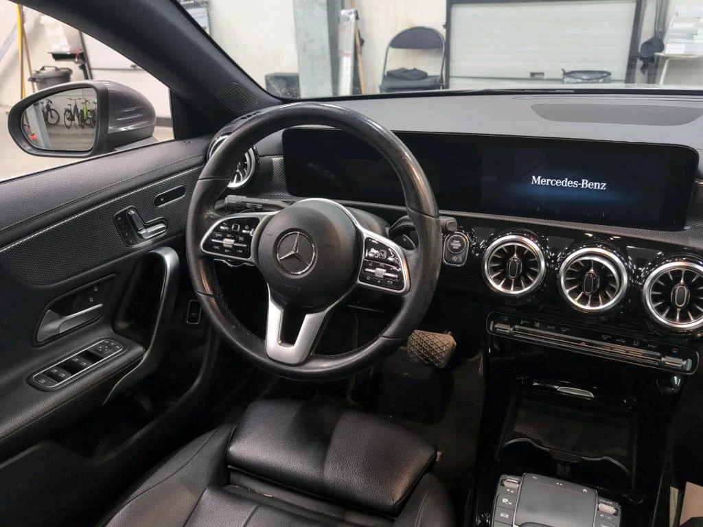 Mercedes-Benz CLA 180 Progressive Auto Burmester Camera Амбиентно, снимка 3 - Автомобили и джипове - 55725553