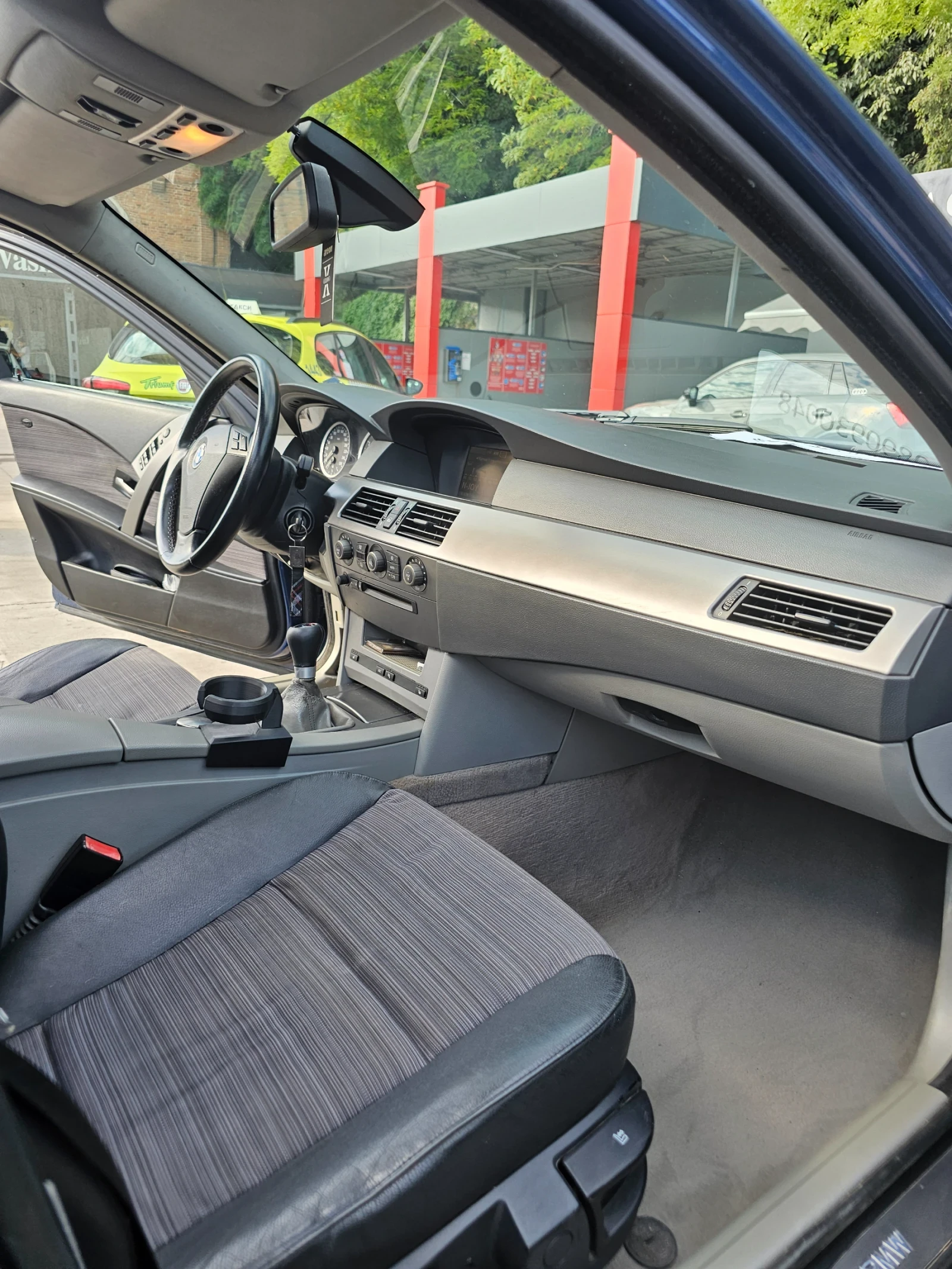 BMW 520 M54B22 LPG, снимка 9 - Автомобили и джипове - 55825358