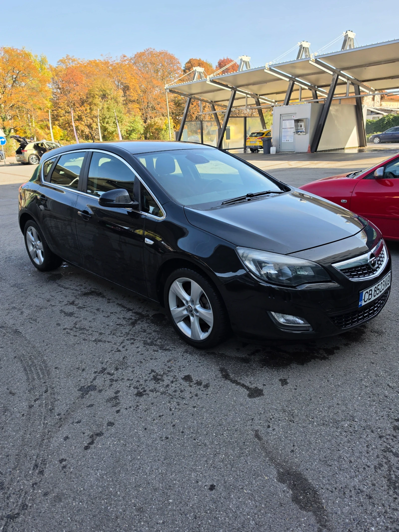 Opel Astra 1.6i Автоматик, снимка 2 - Автомобили и джипове - 56377473