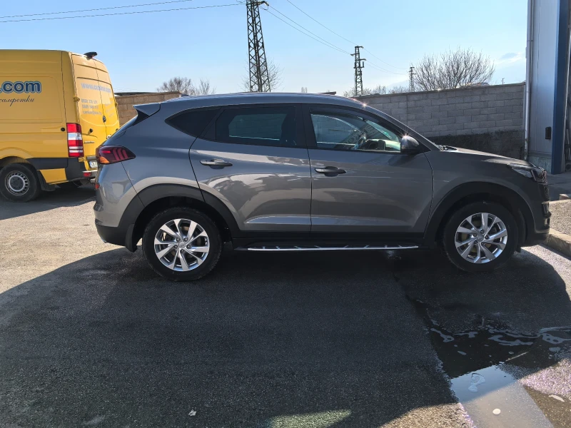 Hyundai Tucson, снимка 6 - Автомобили и джипове - 49009563