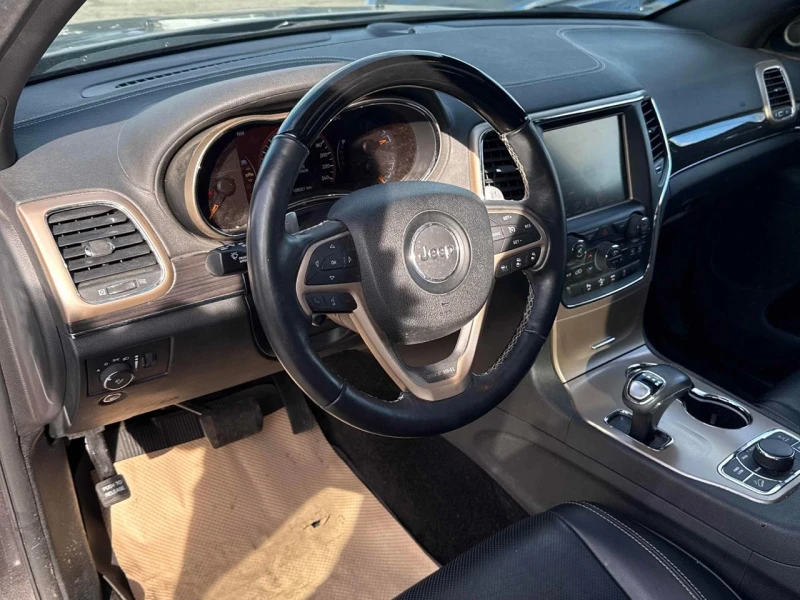 Jeep Grand cherokee Overland* 108000KM!* Distronic* Обдух* подгрев* HK, снимка 7 - Автомобили и джипове - 52481272