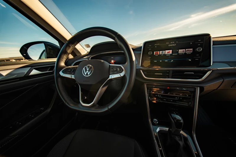 VW T-Roc Style, 2.0 TDI, 4MOTION, DSG, снимка 9 - Автомобили и джипове - 52771909