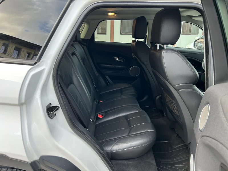 Land Rover Range Rover Evoque FACELIFT * 2.0D * 4x4 * 150 к.с, снимка 12 - Автомобили и джипове - 53011995