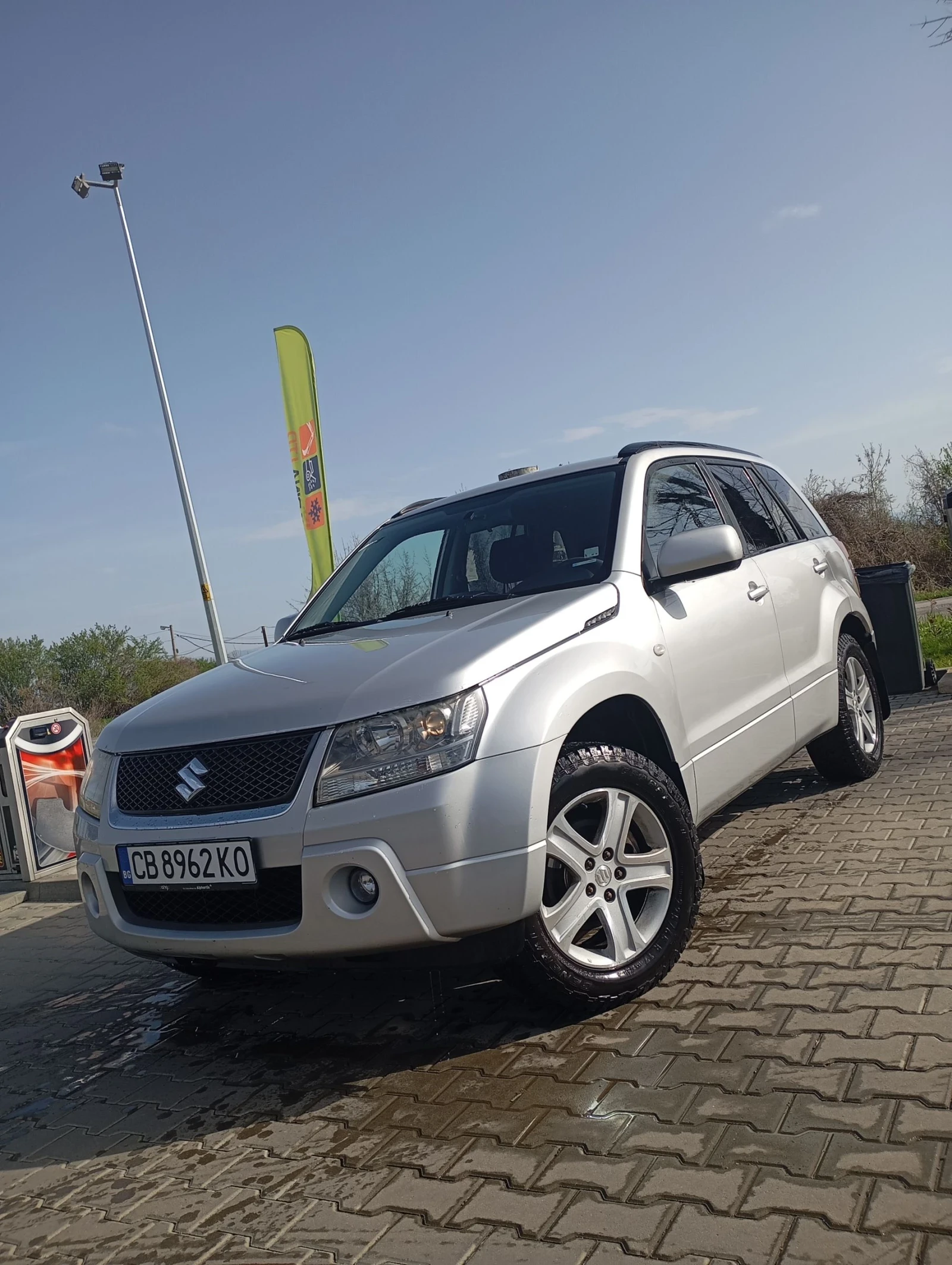 Suzuki Grand vitara 2.0 автоматик - изображение 10