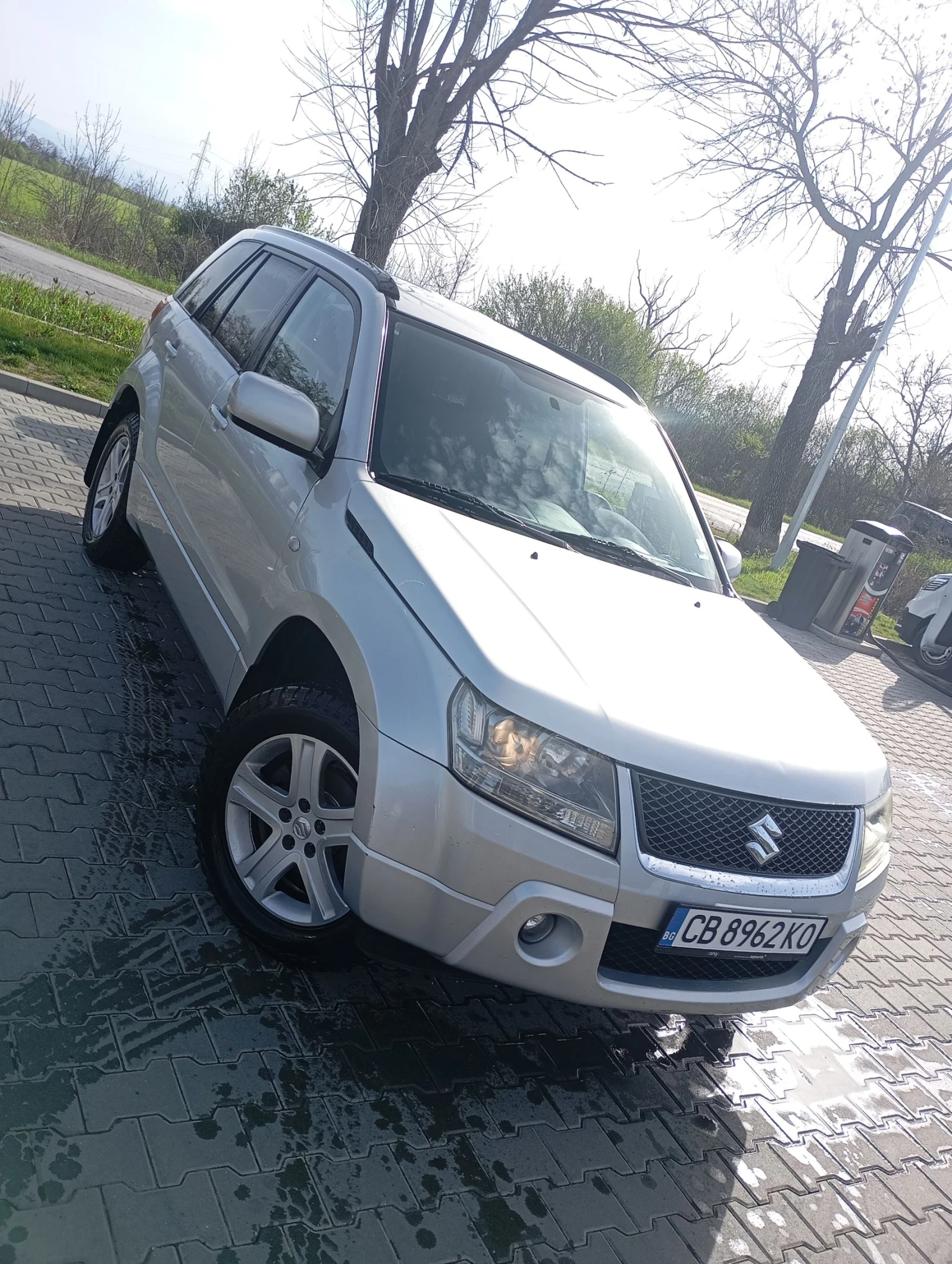 Suzuki Grand vitara 2.0 автоматик - изображение 7