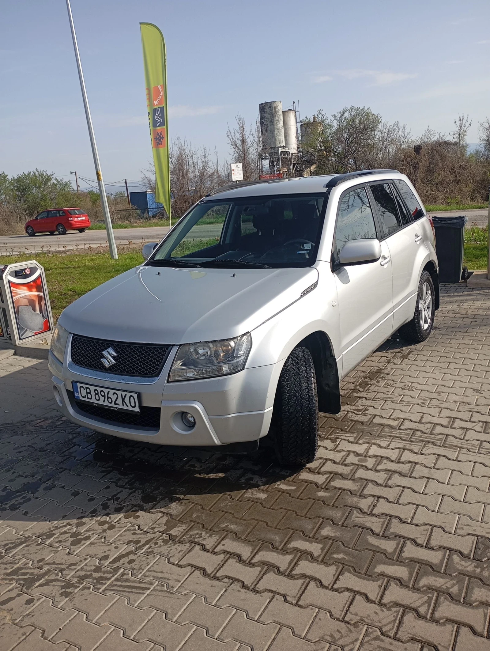 Suzuki Grand vitara 2.0 автоматик - изображение 5