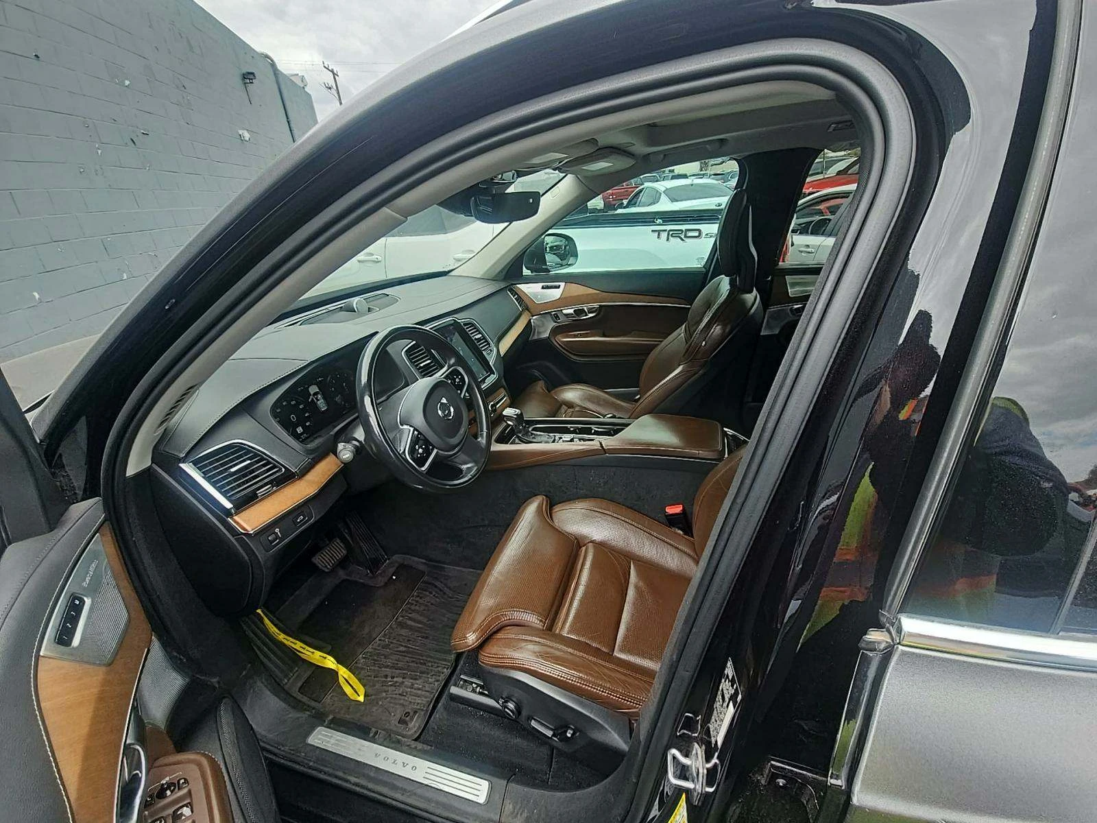 Volvo Xc90 2018 Volvo XC90 T6 Inscription 7-Passenger - изображение 5