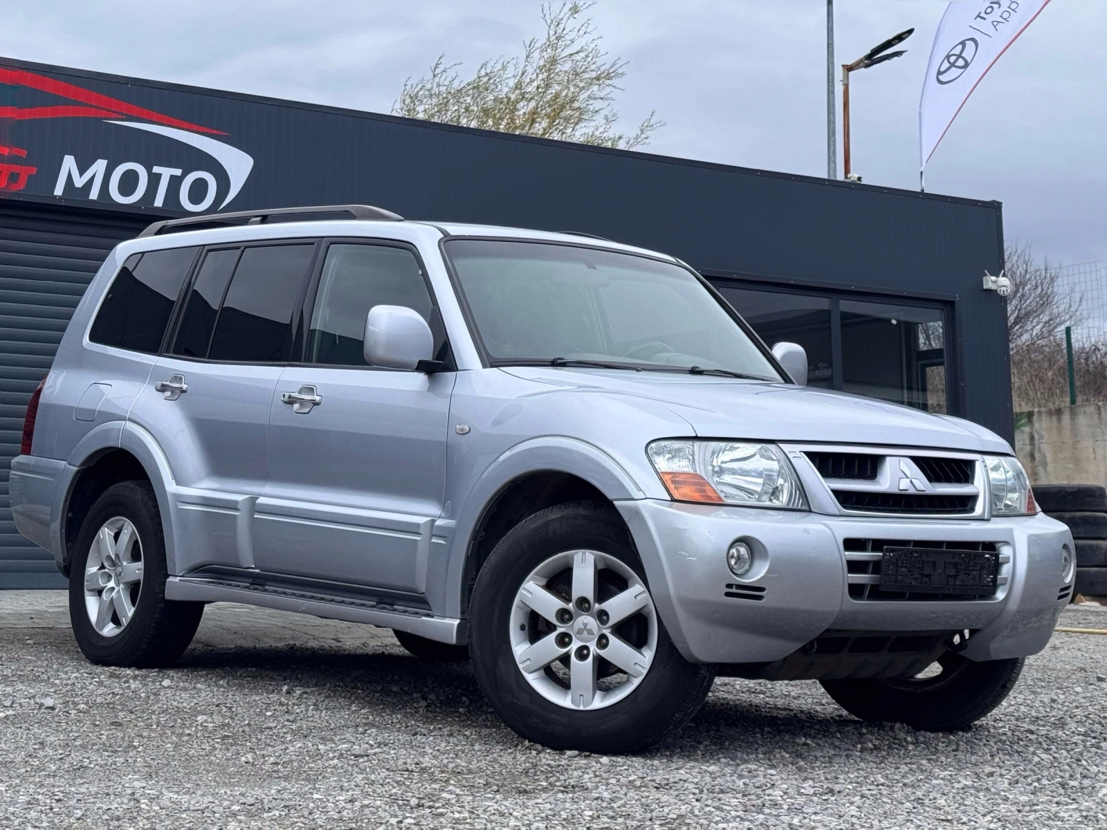 Mitsubishi Pajero 3.2 DID 7-места  - изображение 3