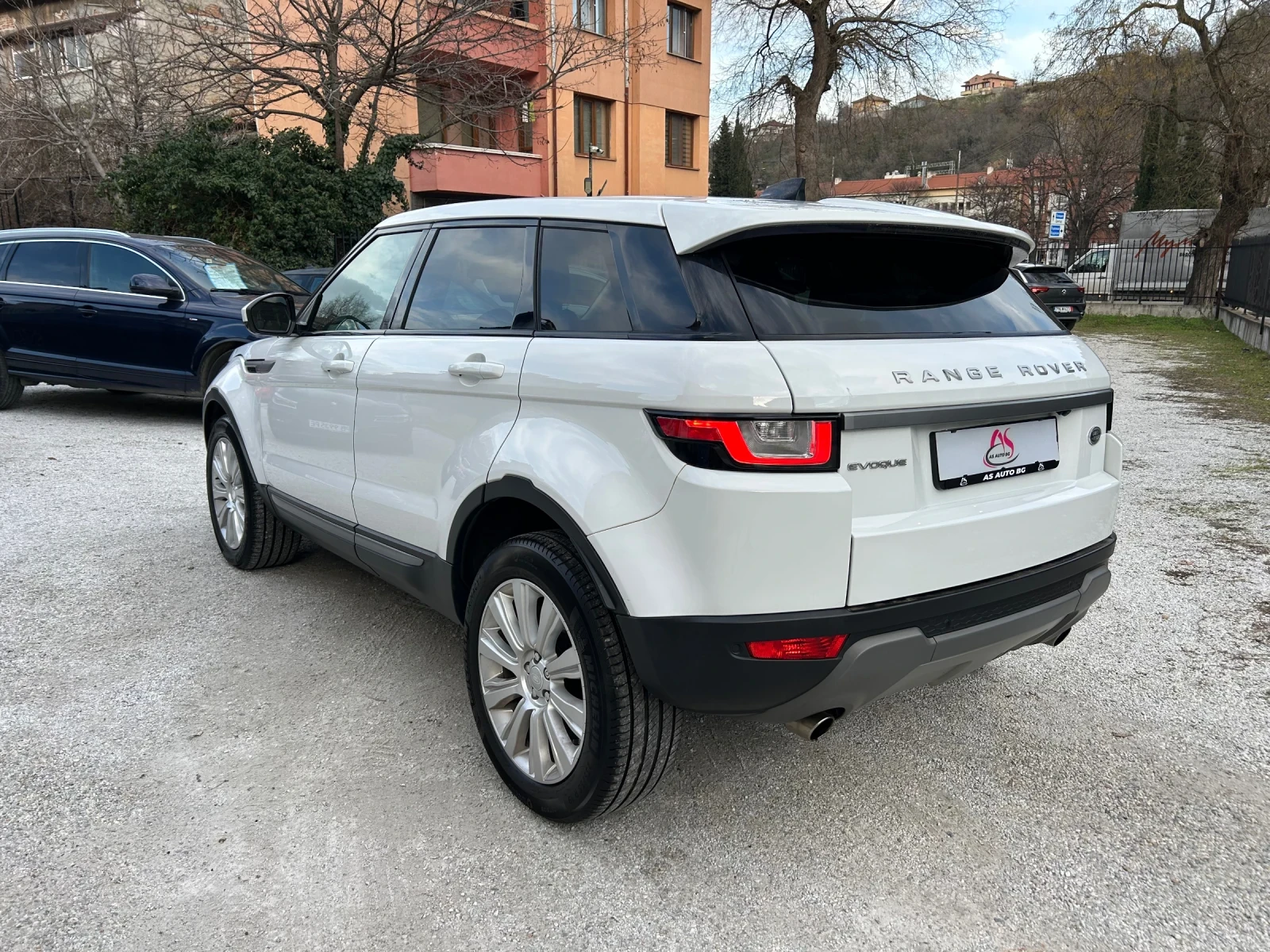 Land Rover Range Rover Evoque FACELIFT * 2.0D * 4x4 * 150 �.� | Mobile.bg � ����������� 5