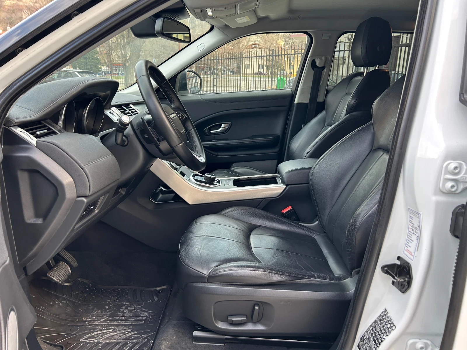 Land Rover Range Rover Evoque FACELIFT * 2.0D * 4x4 * 150 �.� | Mobile.bg � ����������� 8