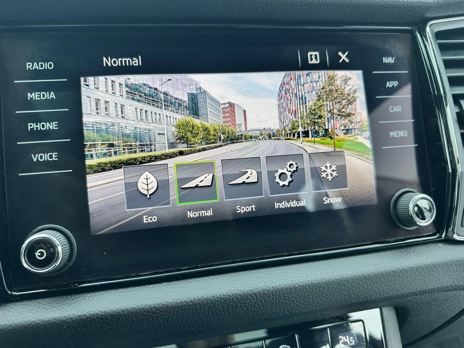 Skoda Kodiaq 6+ 1/PANO/CAMERA/ - изображение 10