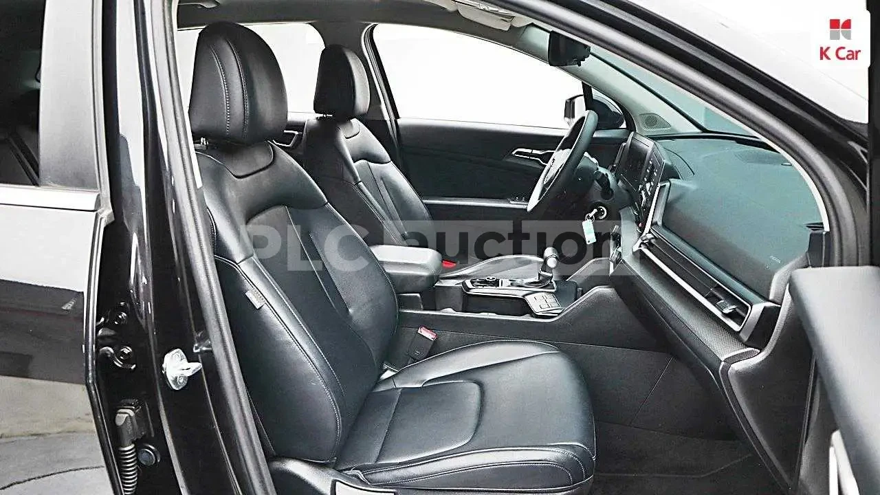 Kia Sportage, снимка 12 - Автомобили и джипове - 54104909