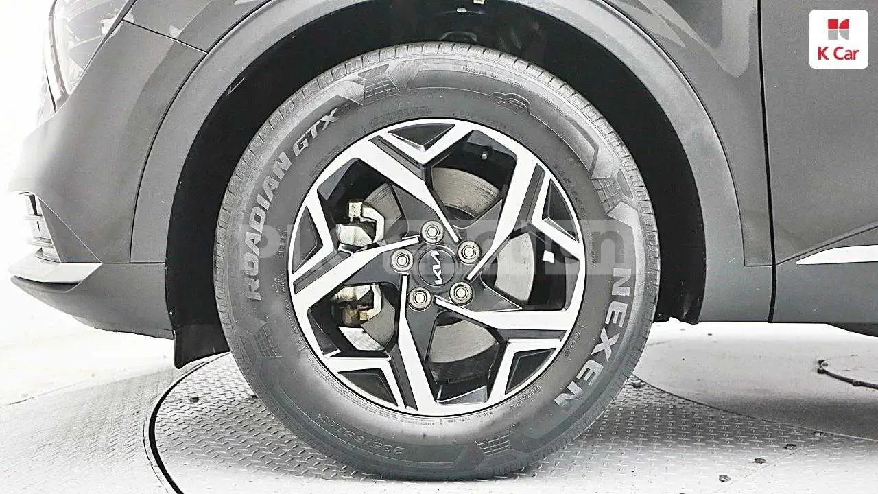 Kia Sportage, снимка 16 - Автомобили и джипове - 54104909