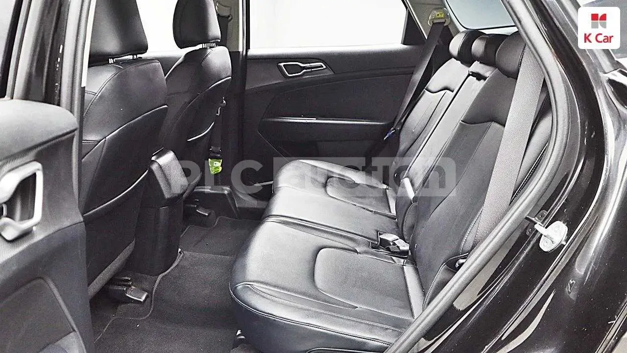 Kia Sportage, снимка 13 - Автомобили и джипове - 54104909