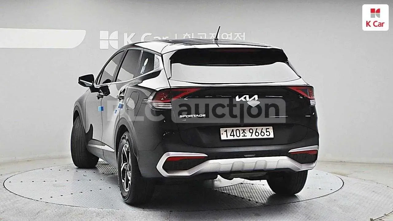 Kia Sportage, снимка 2 - Автомобили и джипове - 54104909