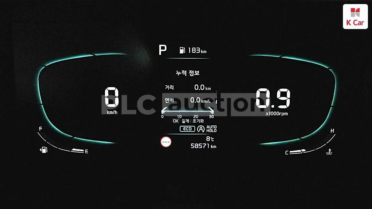 Kia Sportage, снимка 7 - Автомобили и джипове - 54104909